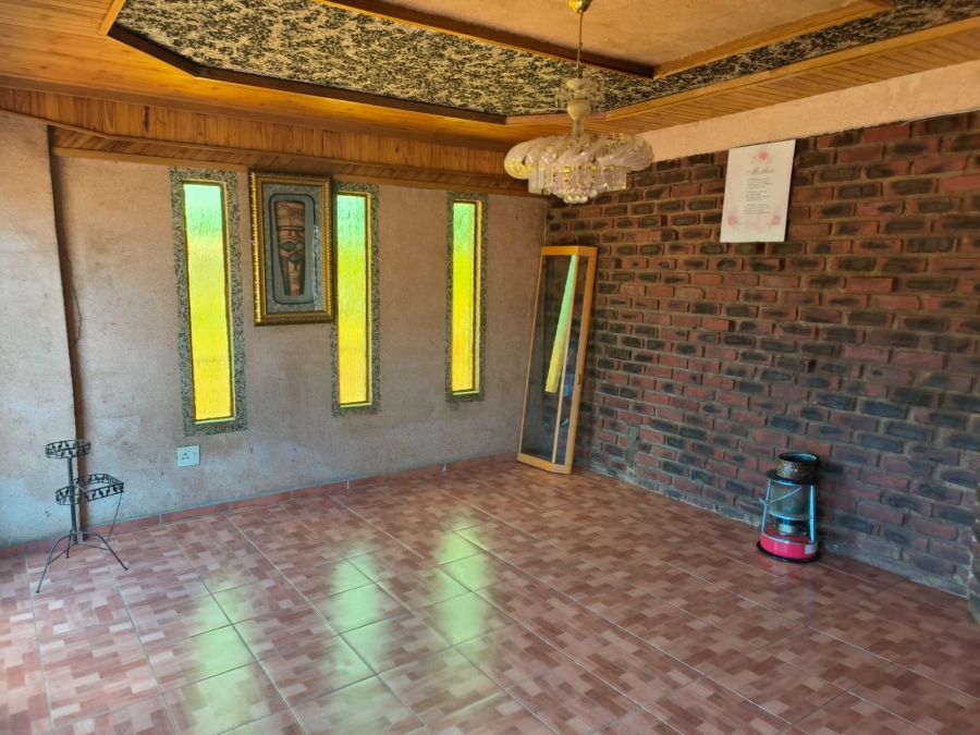 To Let 3 Bedroom Property for Rent in Jouberton North West